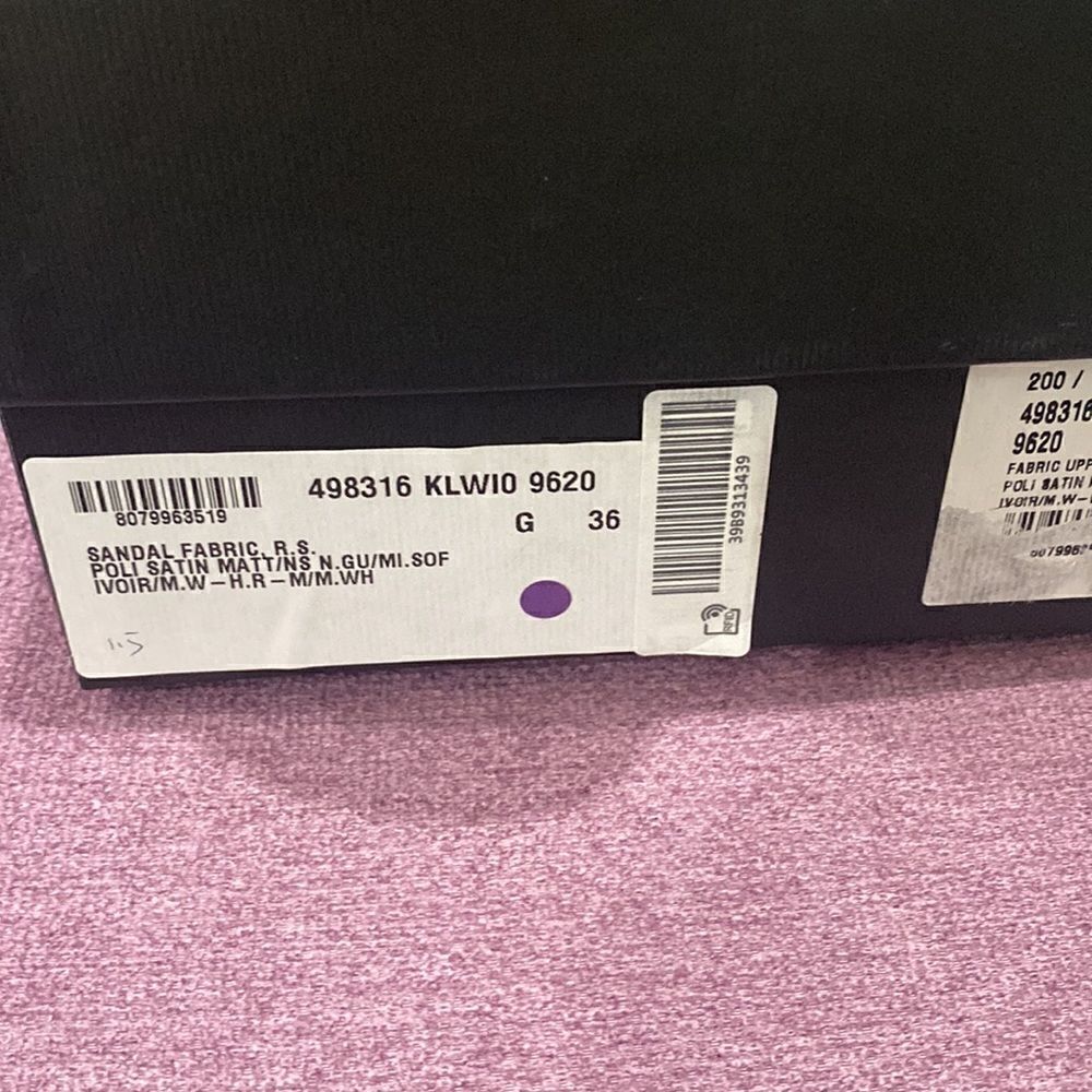 Gucci slides   - Picture 10 of 11